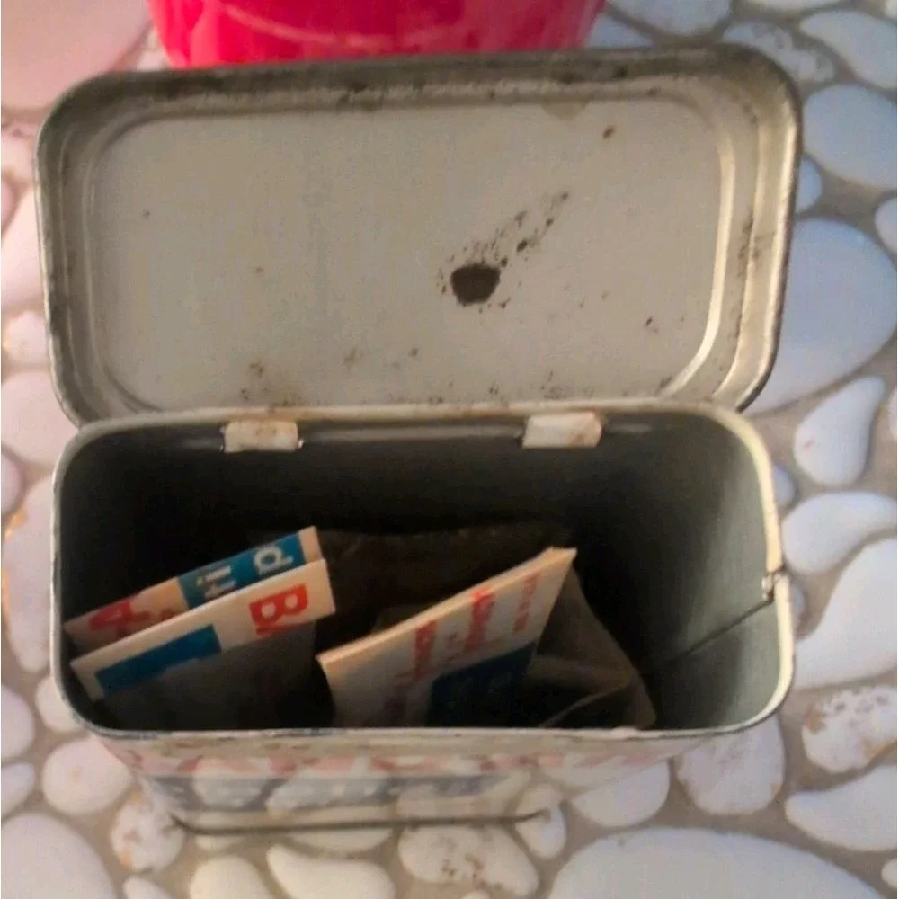 VTG Johnson & Johnson Band-Aid Metal Tin W/Original Plastic Strips included!